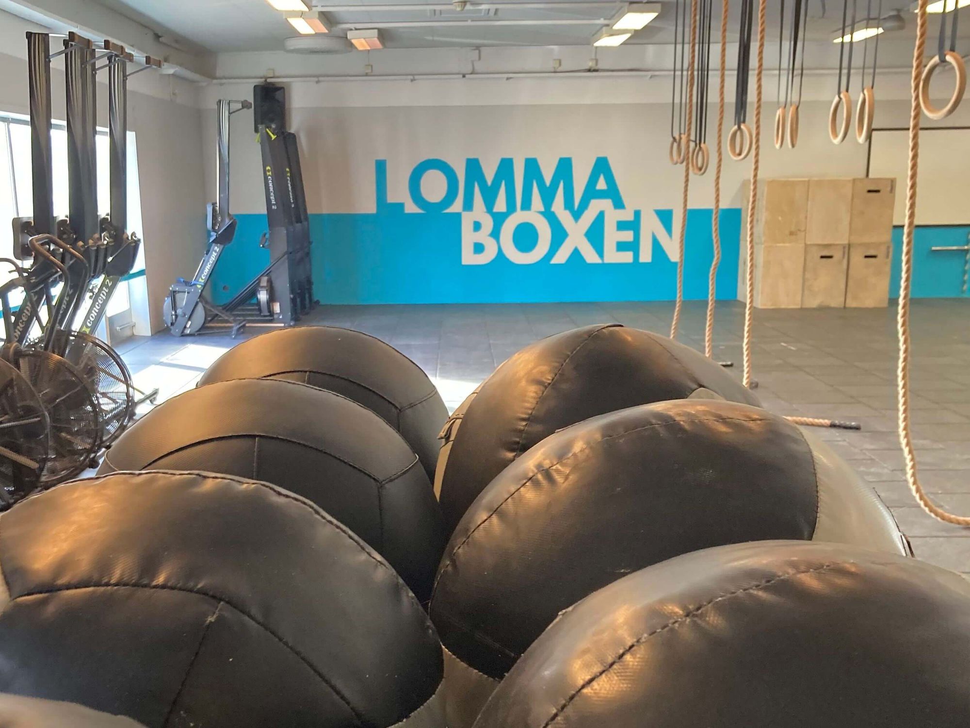 boxen-1 Lommaboxen - Logo